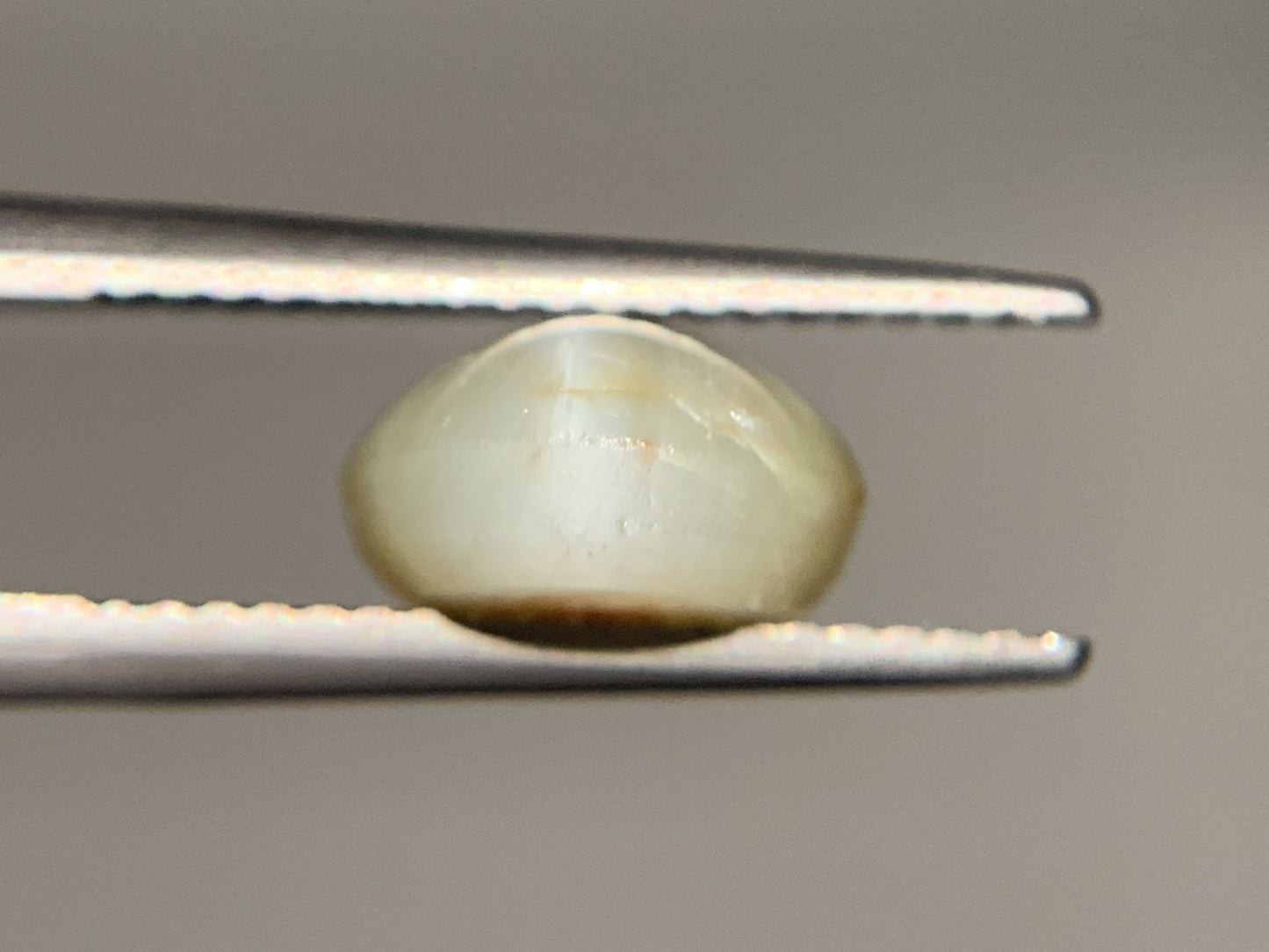 クリソベリルキャッツアイ 5.331ct 中央宝石ソーティング付き 11.3㎜×9.0㎜×5.2㎜ ルース（ 裸石 ） 4019Y