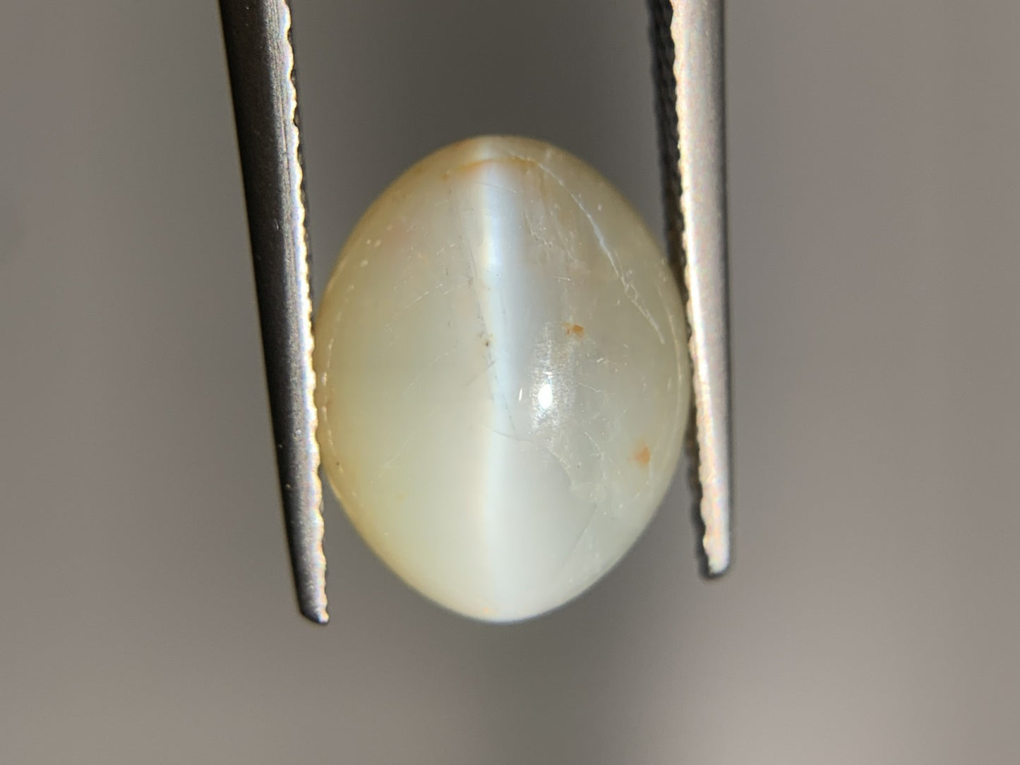 クリソベリルキャッツアイ 5.331ct 中央宝石ソーティング付き 11.3㎜×9.0㎜×5.2㎜ ルース（ 裸石 ） 4019Y