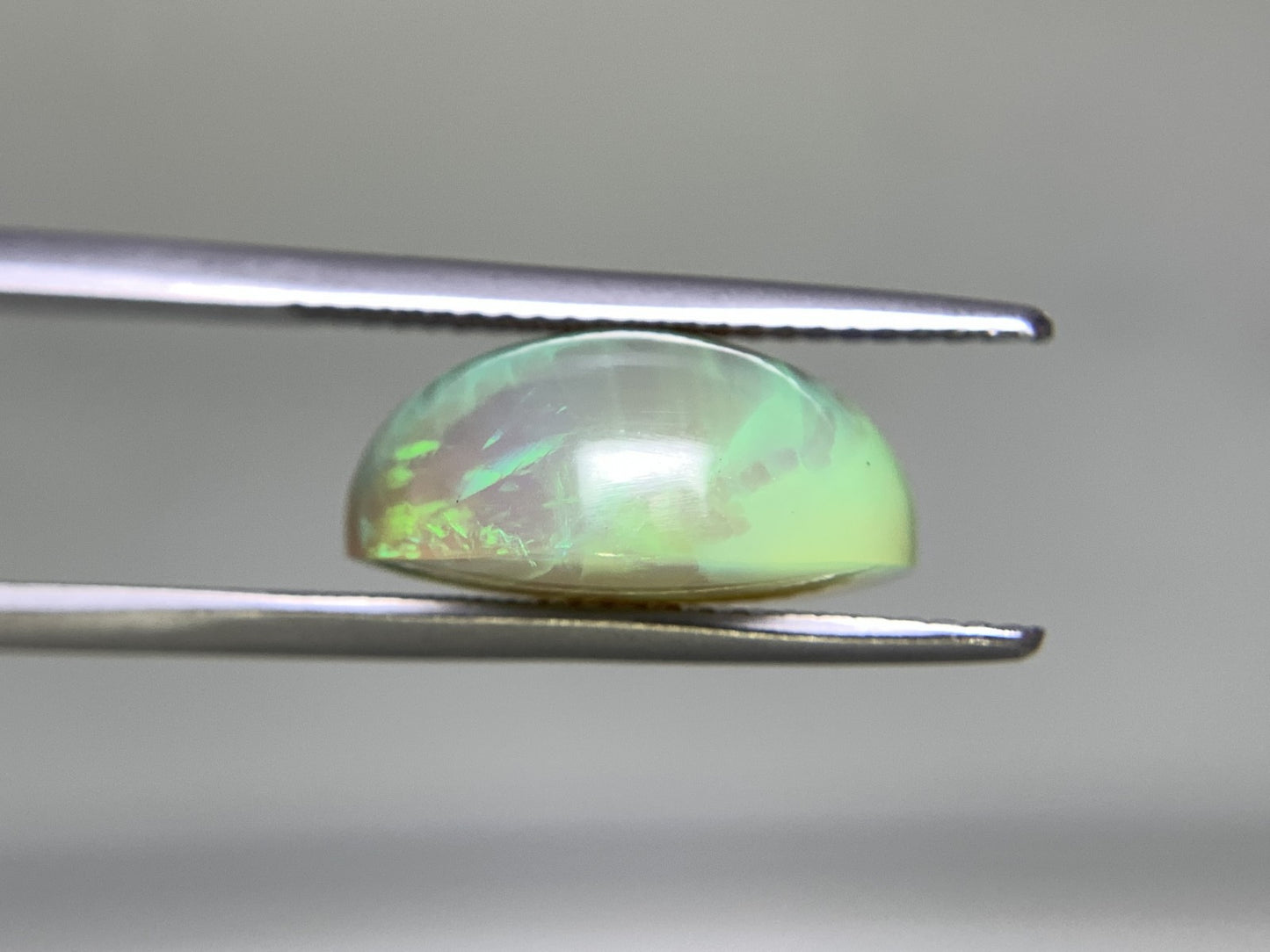 ハニカムオパール 7.687ct 宝石ソーティング付き  16.3㎜×15.2㎜×7.3㎜  ルース（ 裸石 ） 2636Y