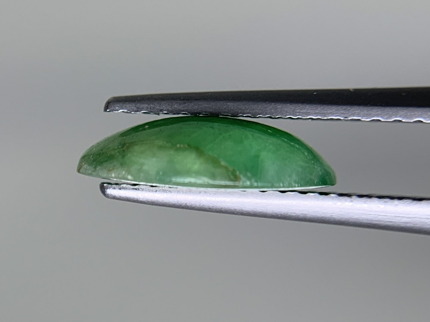 ヒスイ 翡翠 天然 2.135ct 宝石ソーティング付き 11.1㎜×7.3㎜×3.0㎜ ルース（ 裸石 ） 6006Y