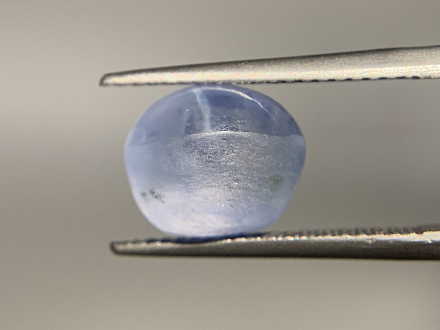 スターサファイア 6.72ct  中央宝石ソーティング付き  10.0㎜×7.6㎜×8.3㎜  ルース（ 裸石 ） 3849Y