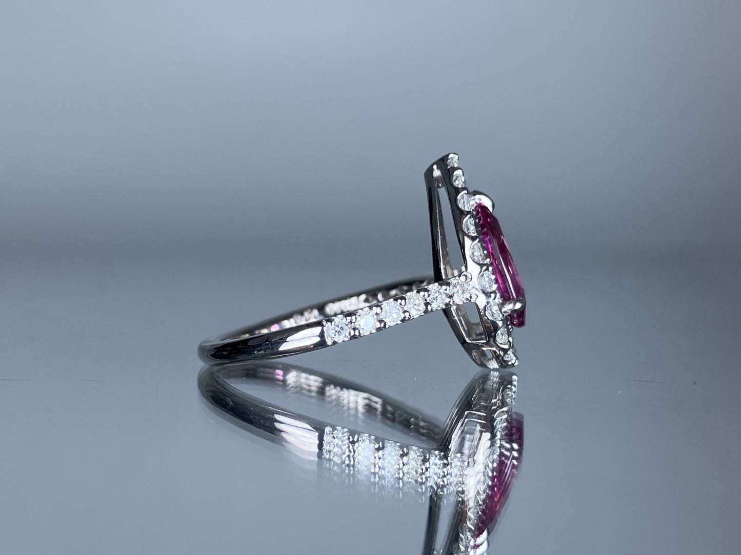 サファイア 1.16ct 非加熱 NoHeat GIA鑑別書 D0.45ct PT900 4.1g 指輪 （JP13号） サイズ直し無料 7793S