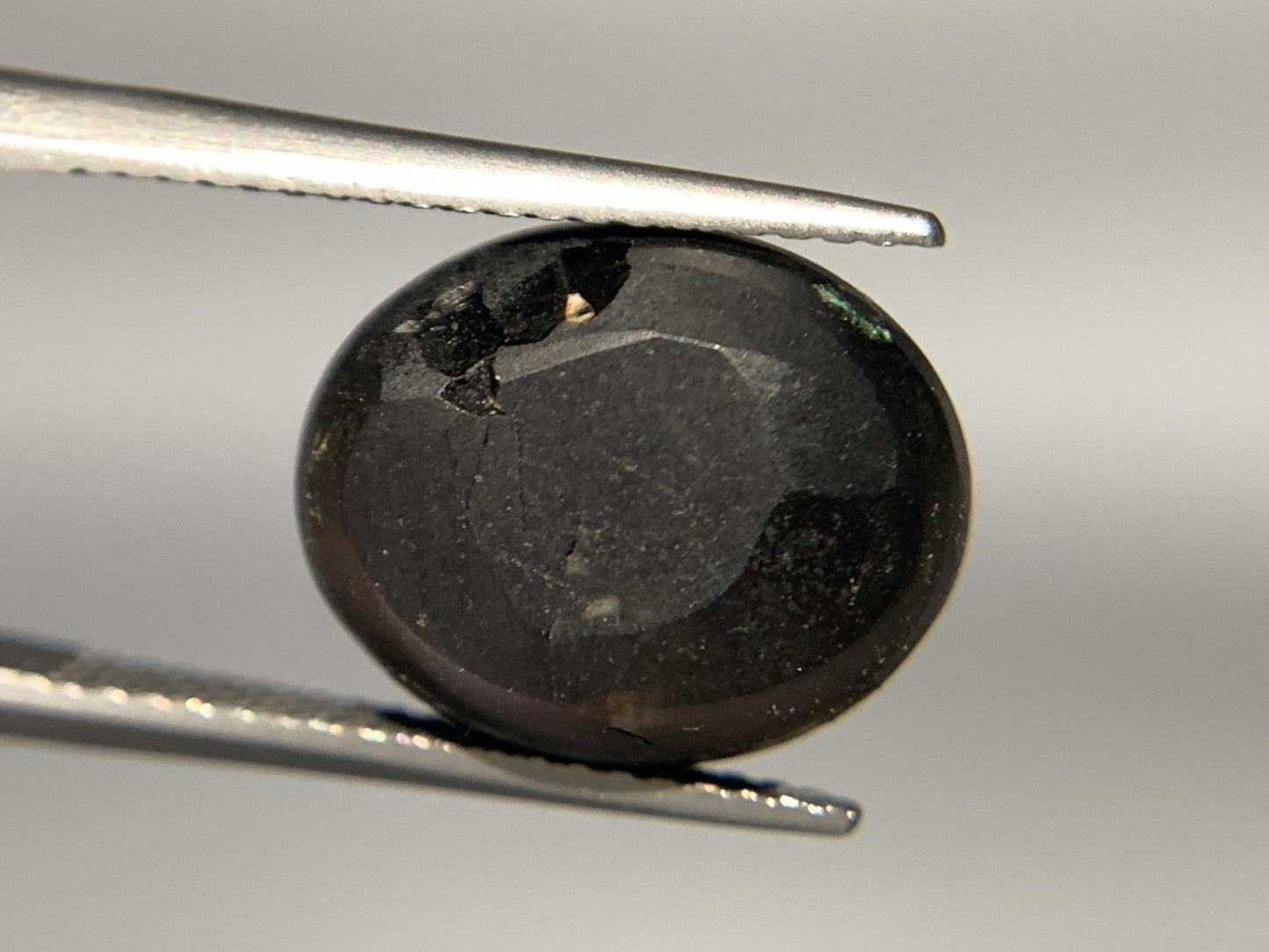 シリマナイトキャッツアイ 9.366ct 宝石ソーティング付き  13.5㎜×11.1㎜×6.8㎜  ルース（ 裸石 ） 3072Y