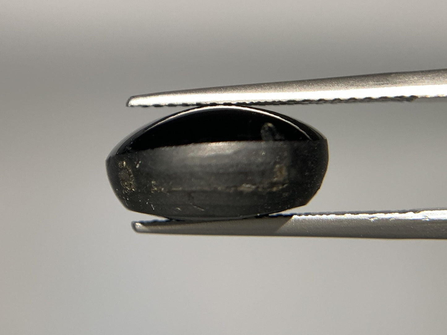 シリマナイトキャッツアイ 9.366ct 宝石ソーティング付き  13.5㎜×11.1㎜×6.8㎜  ルース（ 裸石 ） 3072Y