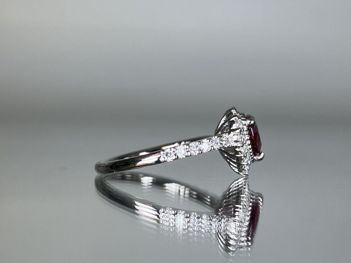 ルビー 1.24ct 非加熱 NoHeat GIA鑑別書 D0.42ct PT900 4.6g 指輪 （JP12号） サイズ直し無料 8096S