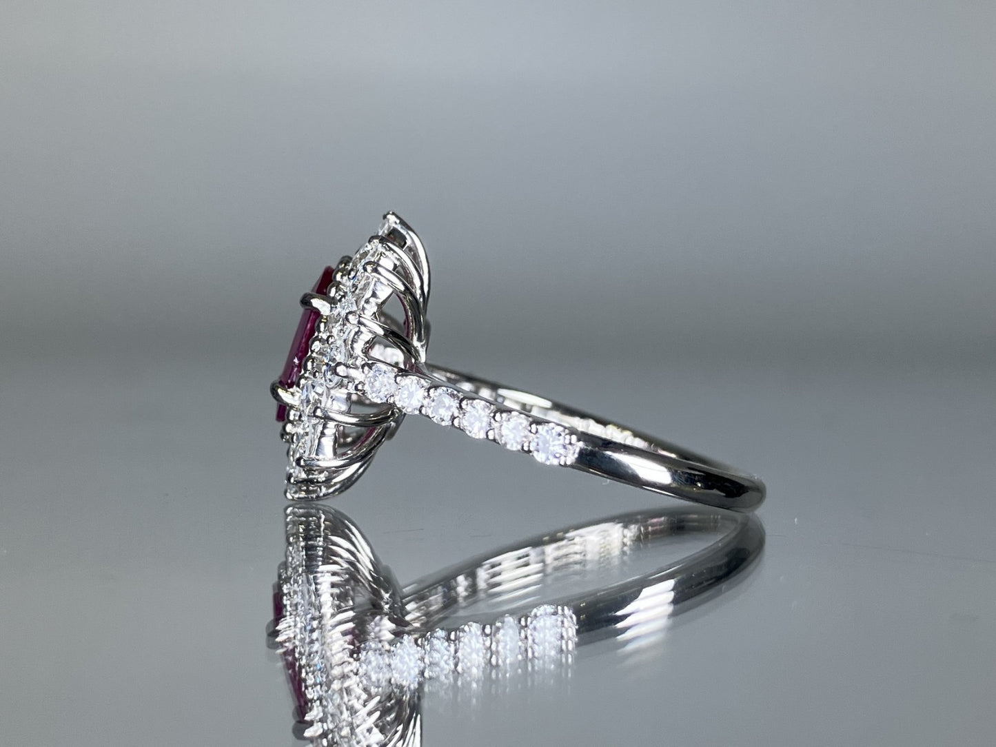 専用　ルビー 1.28ct ピジョンブラッド Pigeon blood 非加熱 NoHeat AIGS鑑別書 D0.68ct PT900 4.6g 指輪 （JP11号） サイズ直し無料 8584S