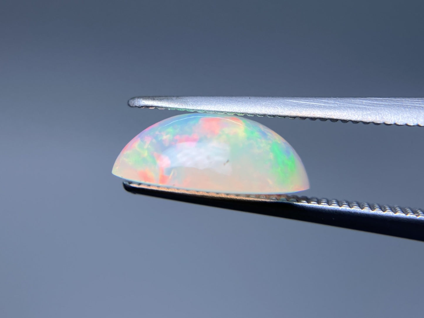 オパール 2.216ct 宝石ソーティング付き 1.17㎜×8.6㎜×4.5㎜ ルース（ 裸石 ） 3485S