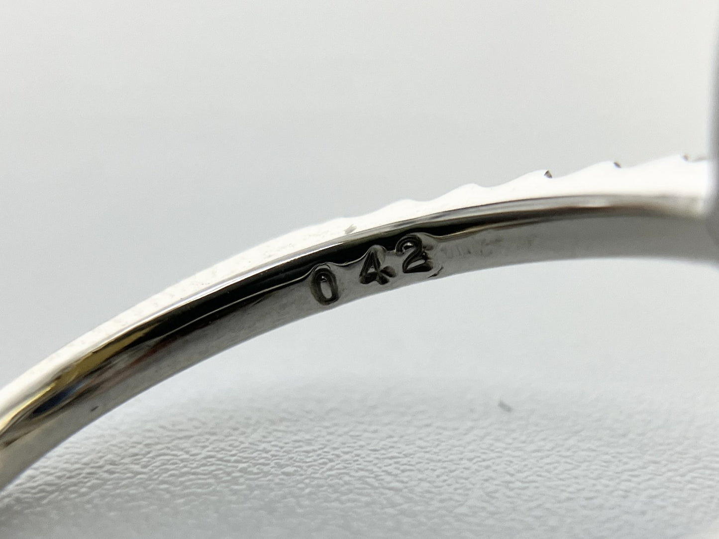 サファイア 1.67ct コンフラワーブルー Cornflower blue AIGS鑑別書 D0.42ct PT900 4.8g 指輪 （JP12号） サイズ直し無料 7376S
