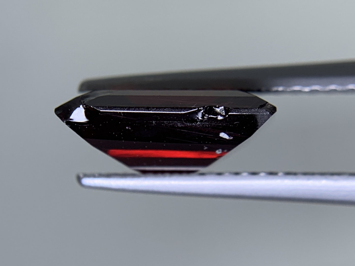 ガーネット 天然  3.881ct  宝石ソーティング付き  10.2㎜×8.7㎜×4.2㎜ ルース（ 裸石 ）  6316Y