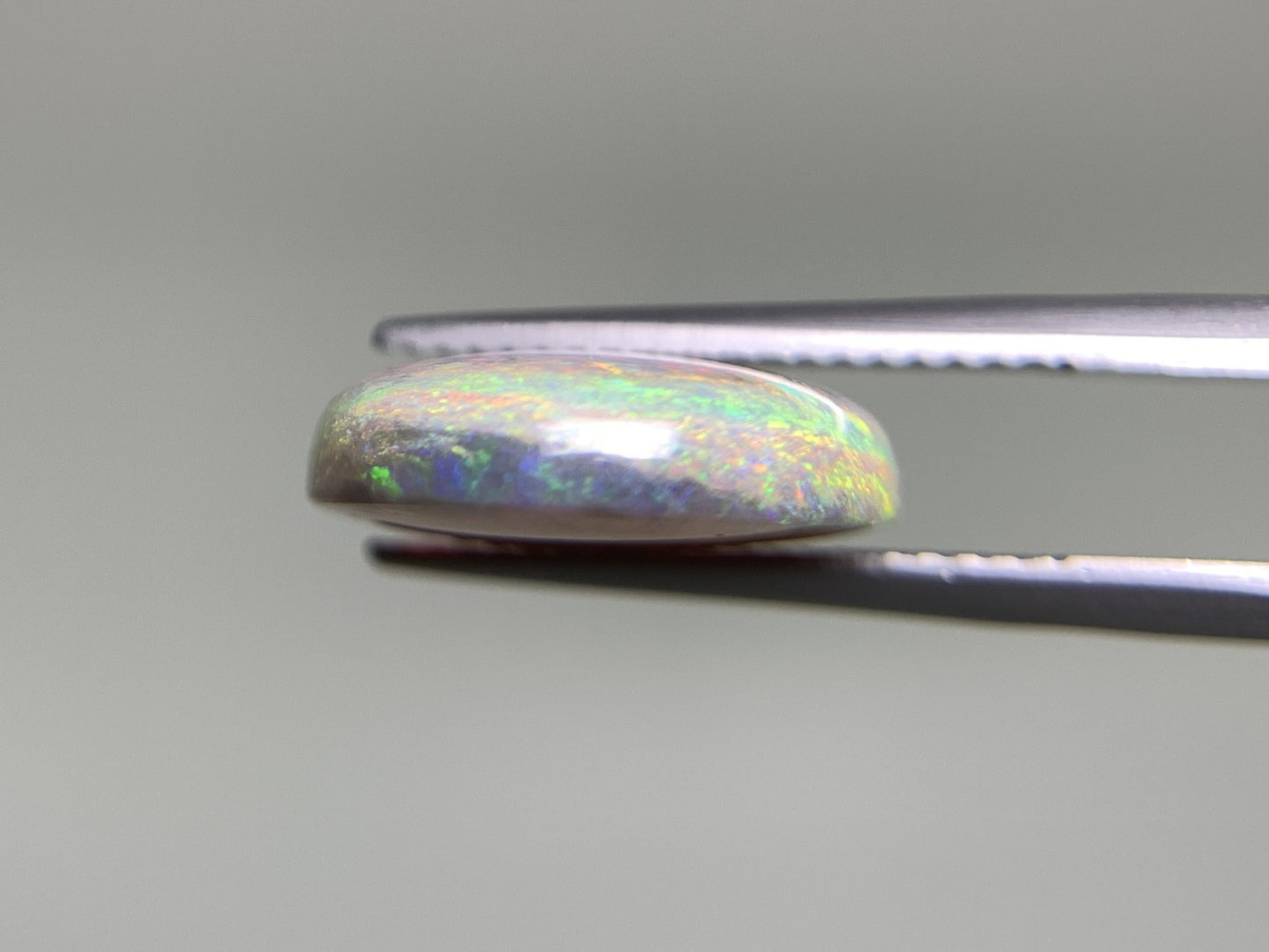 ブラックオパール 7.198ct 宝石ソーティング付き 17.4㎜×13.9㎜×4.5㎜ 天然 ルース（ 裸石 ） 4604Y