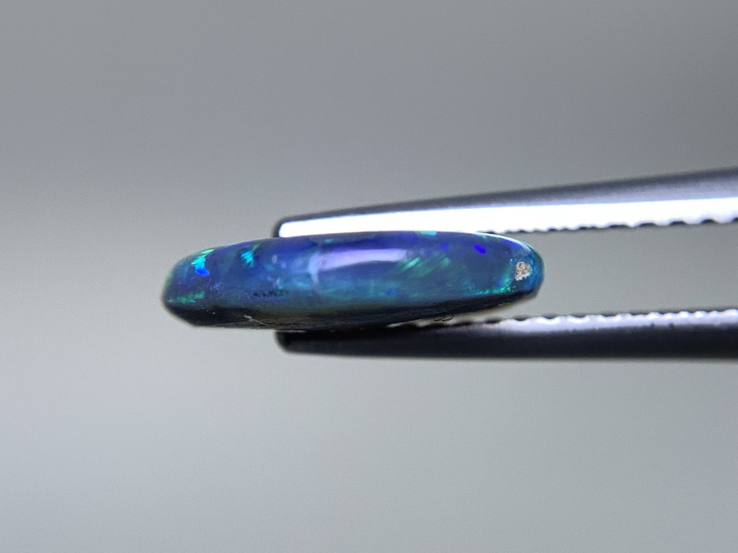 ブラックオパール 天然 1.934ct 宝石ソーティング付き 11.1㎜×10.9㎜×2.5㎜ ルース（ 裸石 ） 8157Y