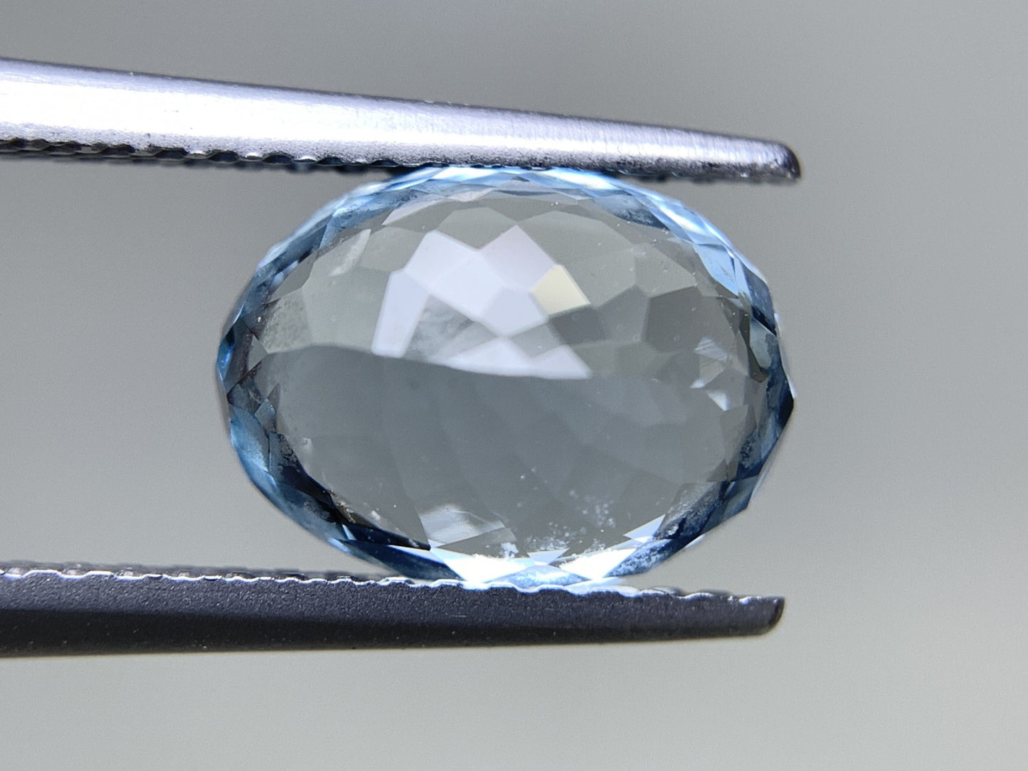 アクアマリン 天然 2.181ct 宝石ソーティング付き 9.7㎜×7.1㎜×5.0㎜ ルース（ 裸石 ） 6974Y