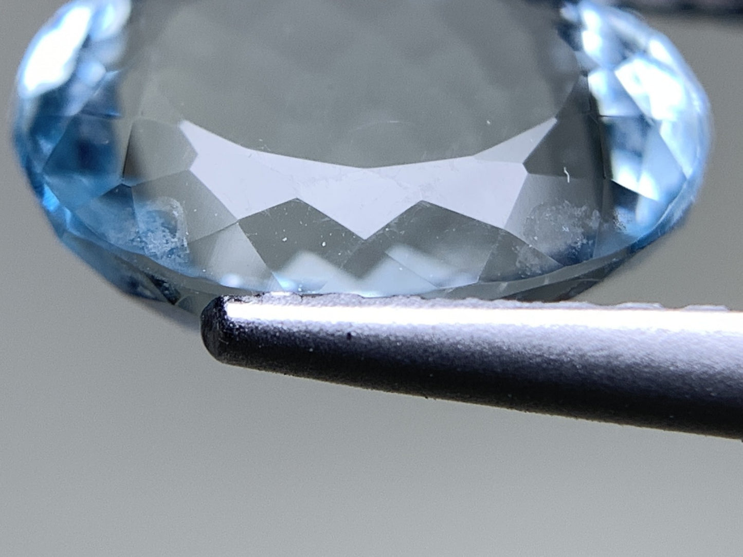 アクアマリン 天然 2.181ct 宝石ソーティング付き 9.7㎜×7.1㎜×5.0㎜ ルース（ 裸石 ） 6974Y