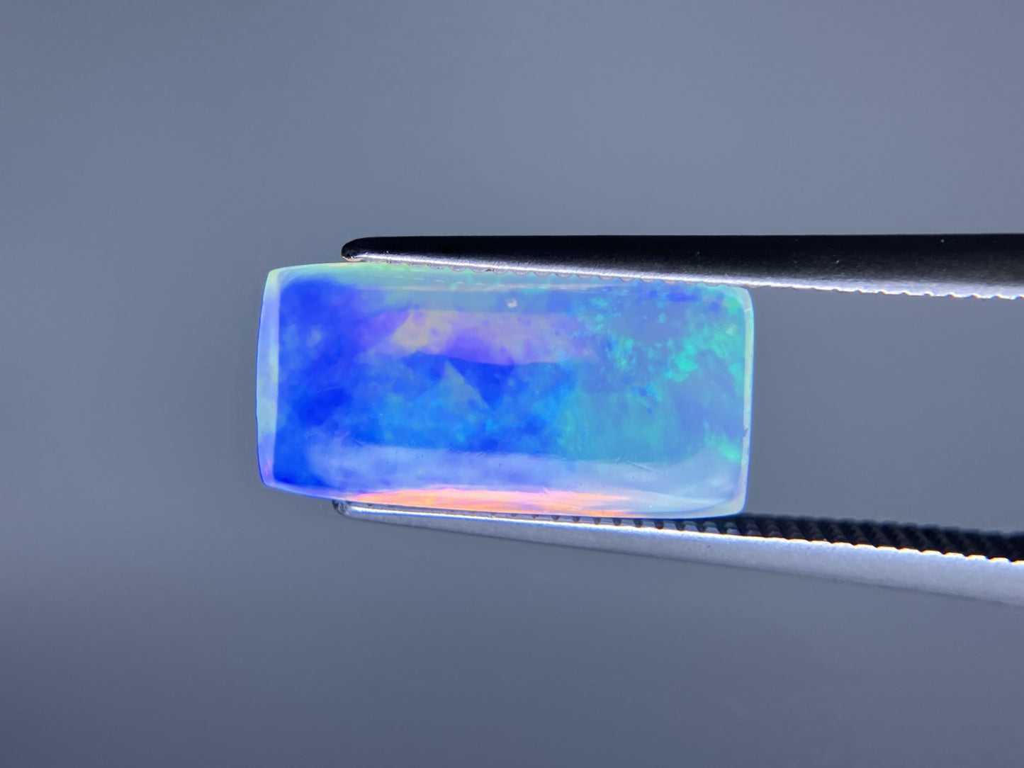 オパール 2.828ct 宝石ソーティング付き 14.1㎜×7.0㎜×4.4㎜ ルース（ 裸石 ） 3487S