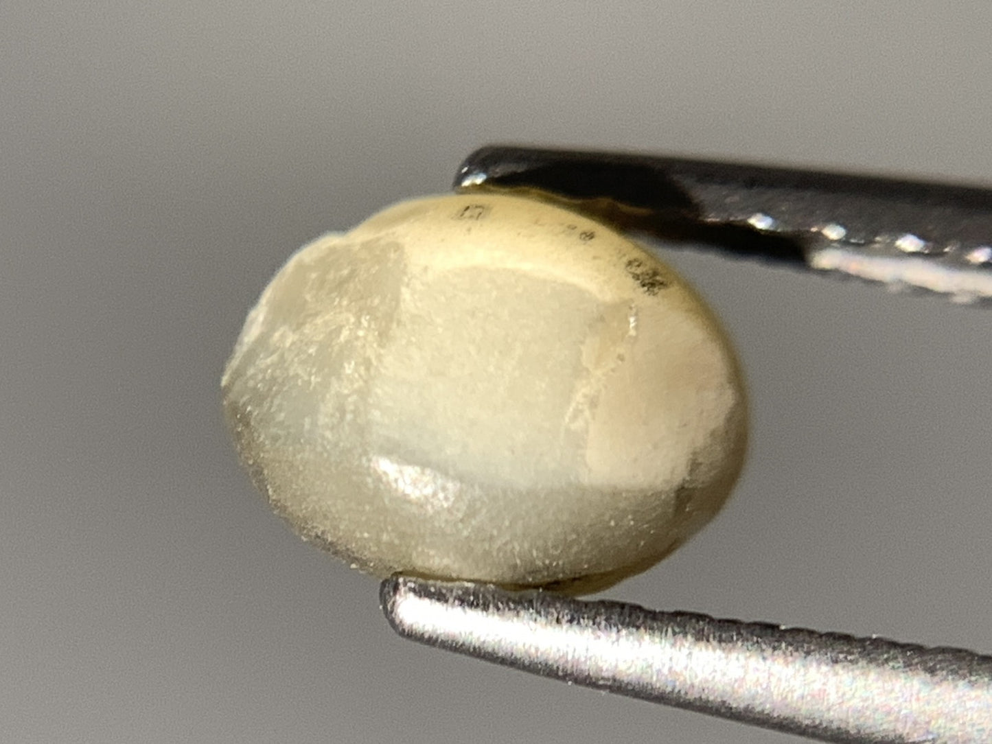 クリソベリルキャッツアイ 天然 1.316ct 宝石ソーティング付き 6.3㎜×4.8㎜×4.5㎜ ルース（ 裸石 ） 8217Y