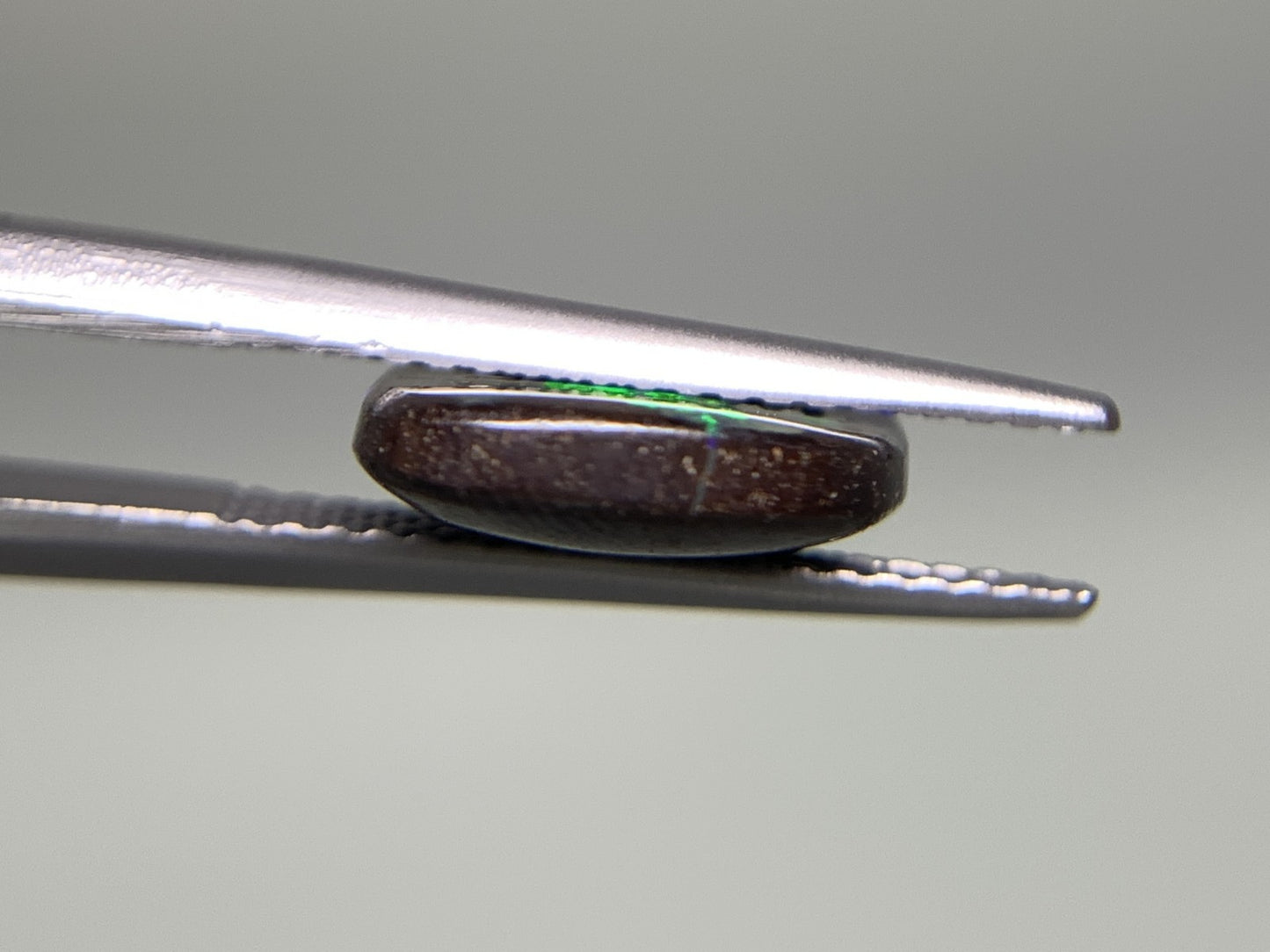 ボルダーオパール 天然  3.777ct  宝石ソーティング付き  11.1㎜×10.5㎜×3.0㎜  ルース（ 裸石 ）  5299Y