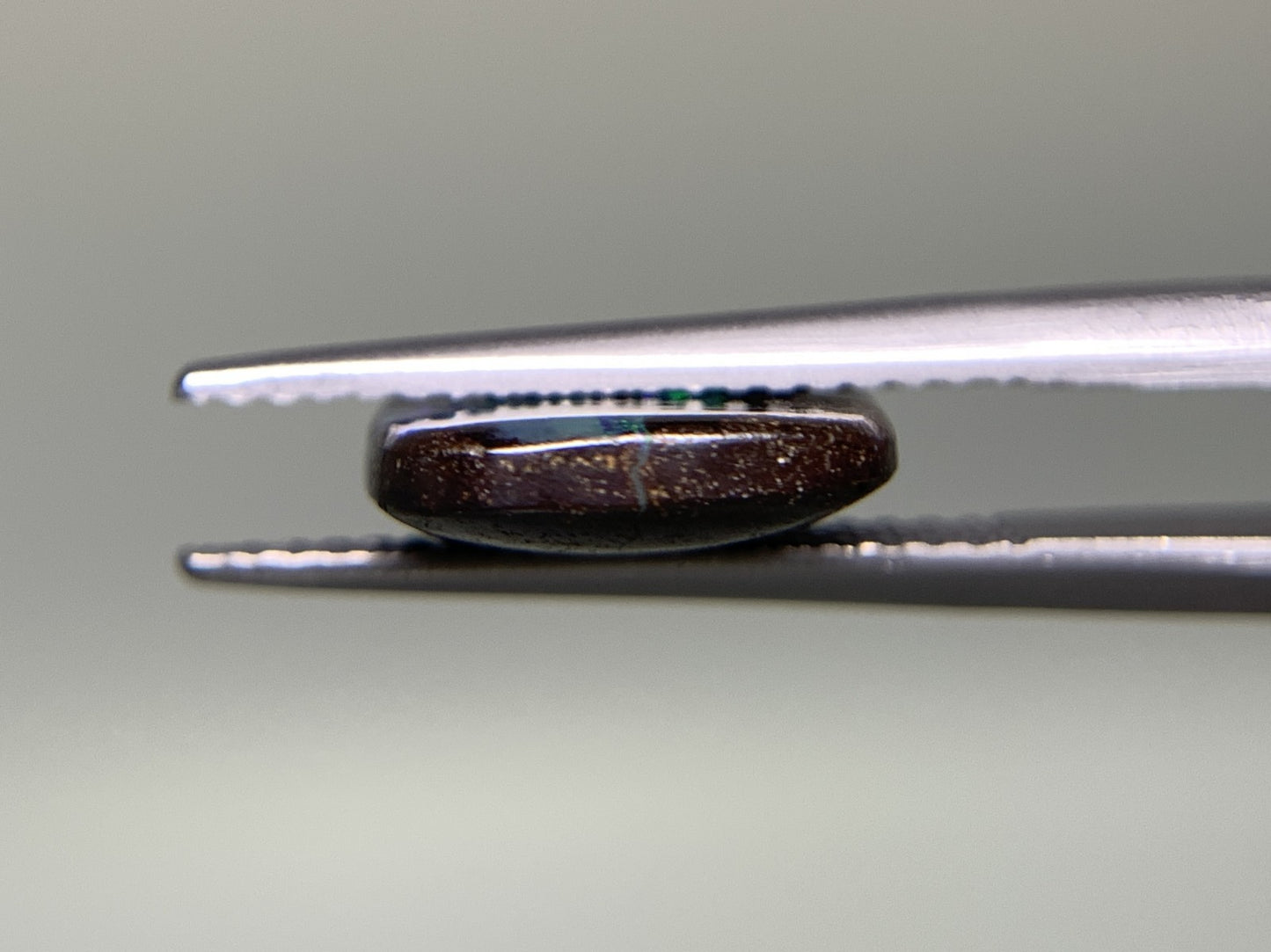 ボルダーオパール 天然  3.777ct  宝石ソーティング付き  11.1㎜×10.5㎜×3.0㎜  ルース（ 裸石 ）  5299Y