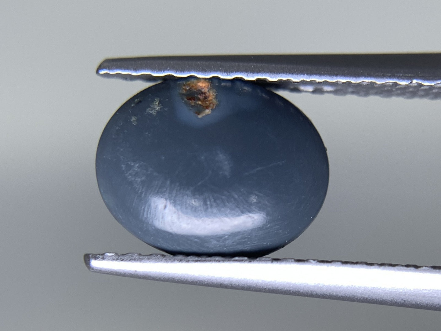 ブラックオパール 天然 0.974ct 宝石ソーティング付き 8.6㎜×6.8㎜×2.7㎜ ルース（ 裸石 ） 5347Y