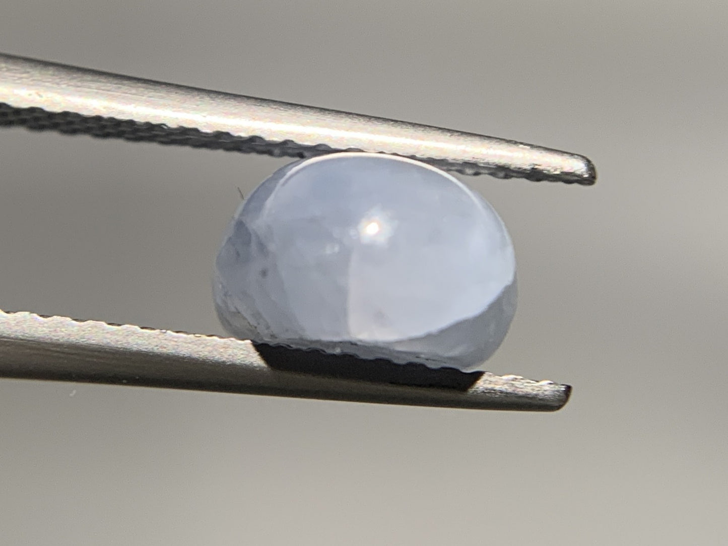 スターサファイア 4.198ct 宝石ソーティング付き  8.5㎜×7.6㎜×5.1㎜  ルース（ 裸石 ） 4015Y