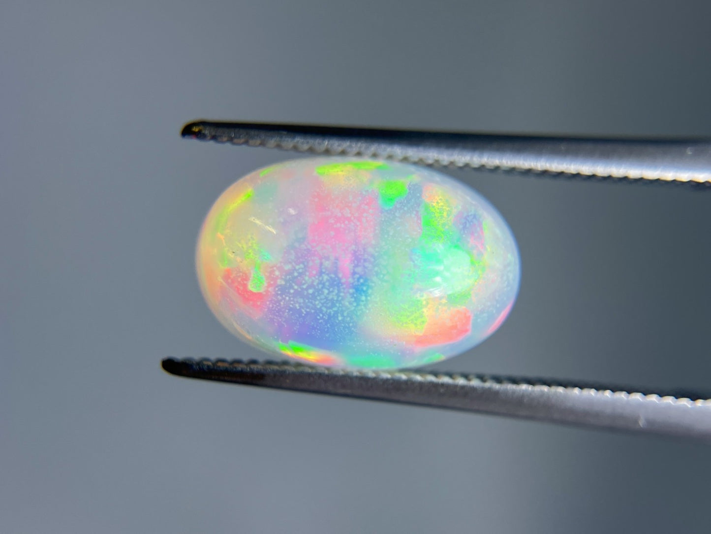 オパール 2.927ct 宝石ソーティング付き 12.1㎜×8.2㎜×5.9㎜ ルース（ 裸石 ） 3496S
