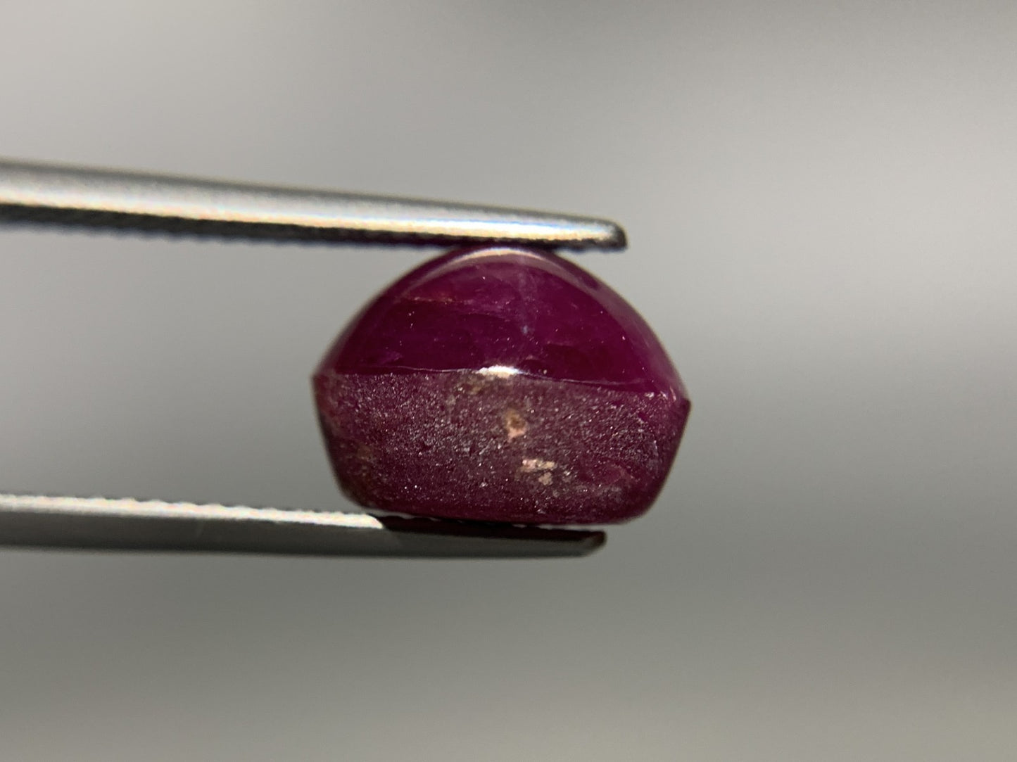 宝石ソーティング付き　 天然 スタールビー　 11.475ct　 縦12.1㎜×横10.2㎜×高さ8.8㎜　 ルース（ 裸石 ）　 1430Y