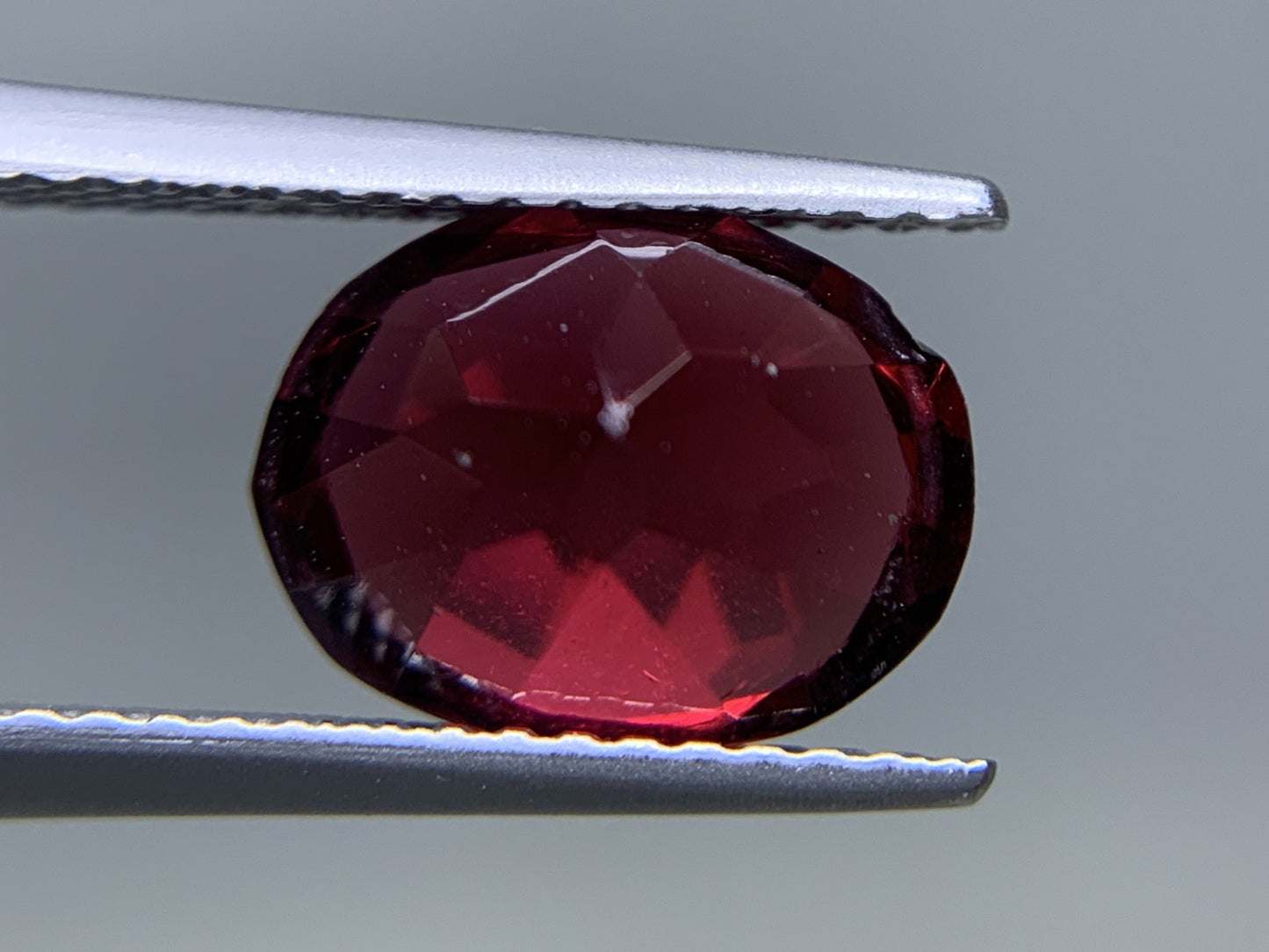 ガーネット 天然  3.372ct  宝石ソーティング付き  10.0㎜×7.5㎜×5.5㎜ ルース（ 裸石 ）  6434Y