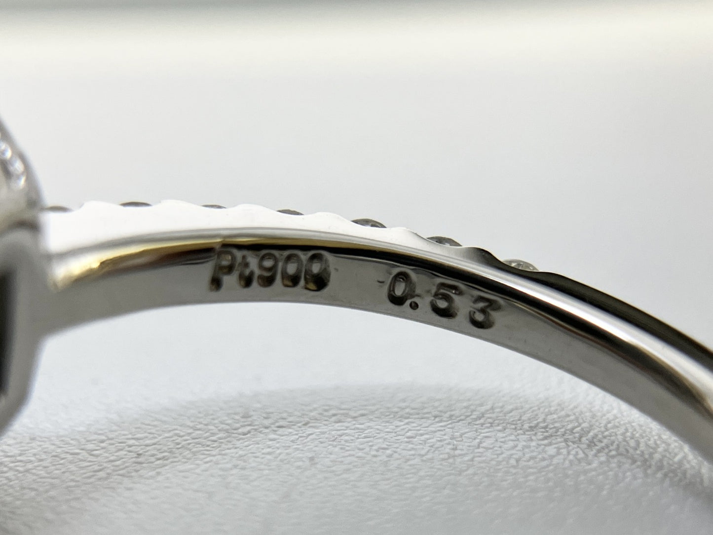 アレキサンドライト 0.53ct GIA鑑別書 D0.57ct PT900 5.2g 指輪 （JP12号） サイズ直し無料 6637S