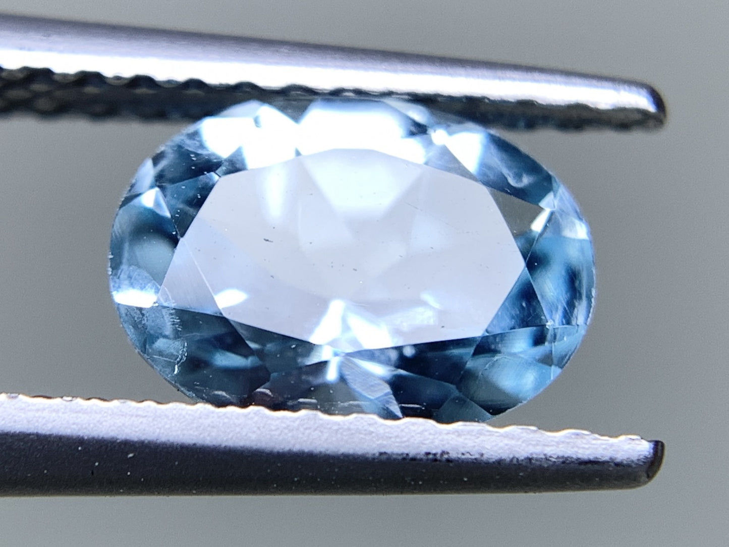 アクアマリン 天然 1.072ct 宝石ソーティング付き 8.0㎜×6.0㎜×4.1㎜ ルース（ 裸石 ） 6984Y