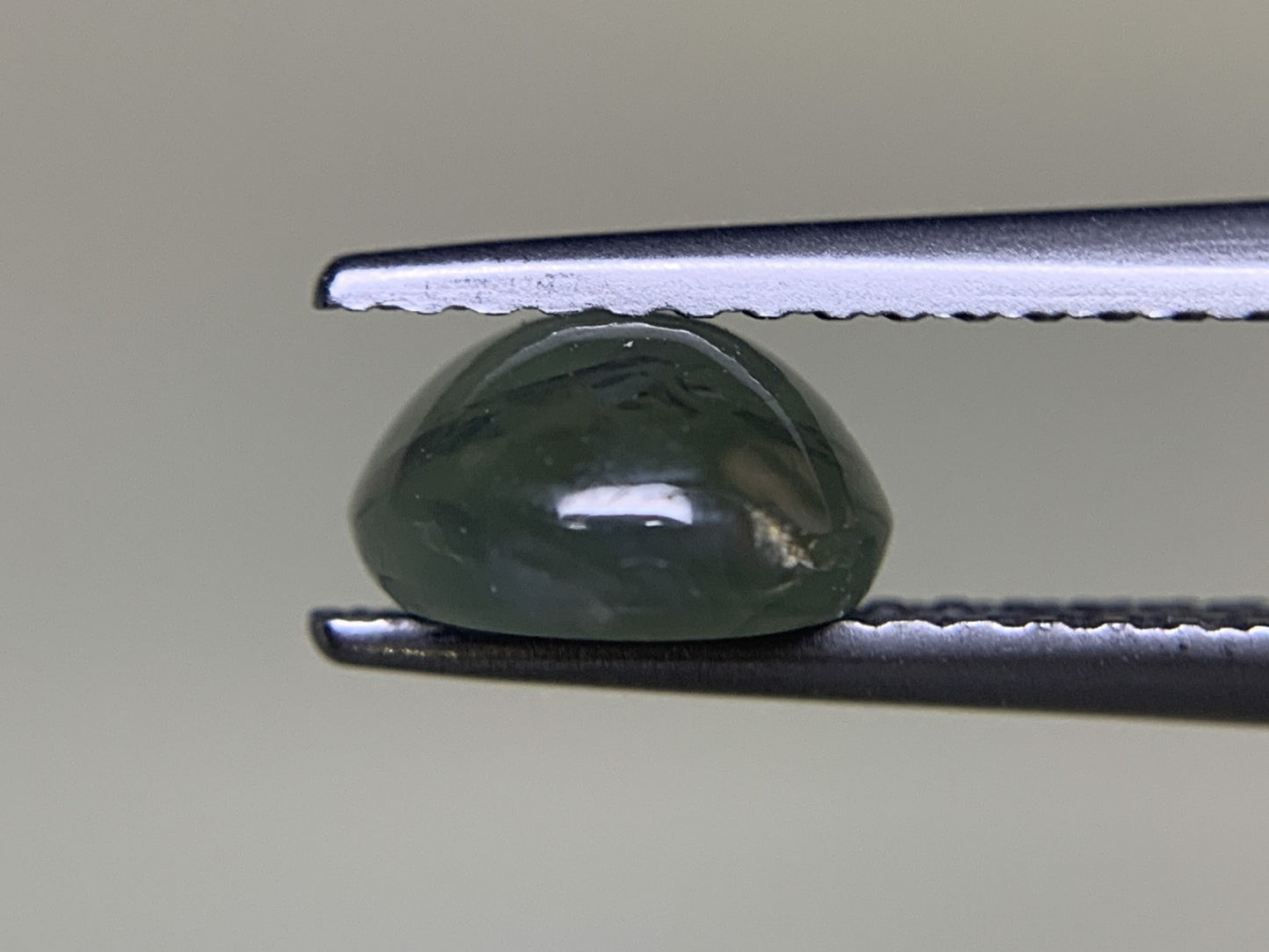 アレキサンドライトキャッツアイ 1.762ct  中央宝石ソーティング付き  6.8㎜×6.7㎜×3.8㎜  ルース（ 裸石 ） 3401Y