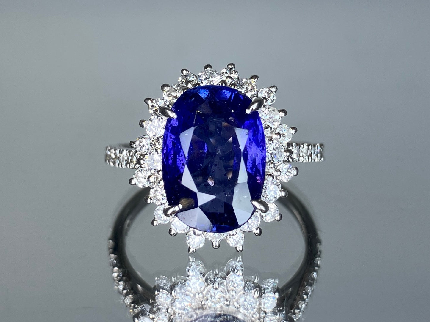 カラーチェンジサファイア 4.53ct 非加熱　No heat　GIA鑑別書 D0.67ct PT900 6.2g 指輪 （JP12号） サイズ直し無料 6515S