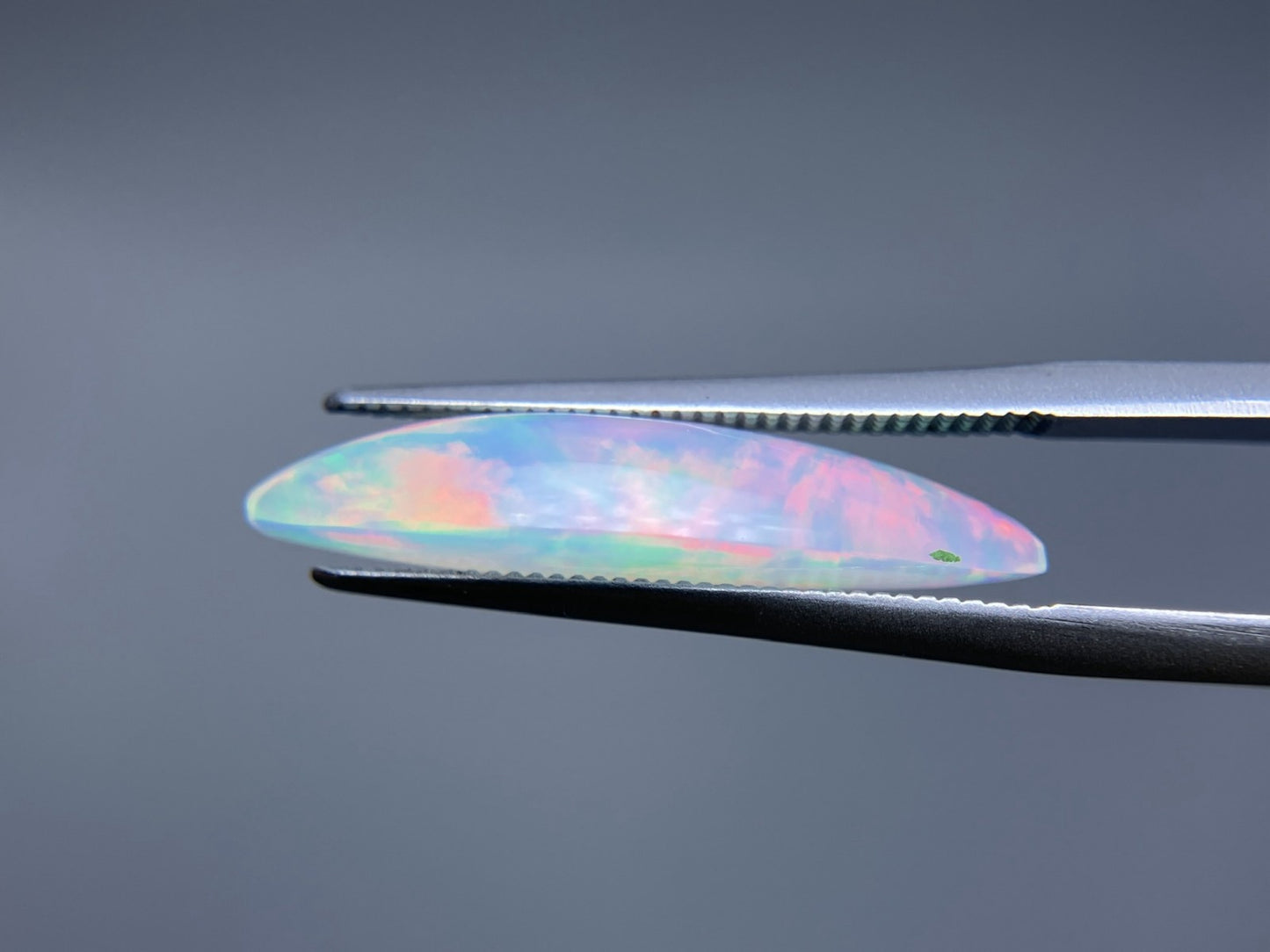 オパール 3.212ct 宝石ソーティング付き 22.3㎜×7.7㎜×4.6㎜ ルース（ 裸石 ） 3471S
