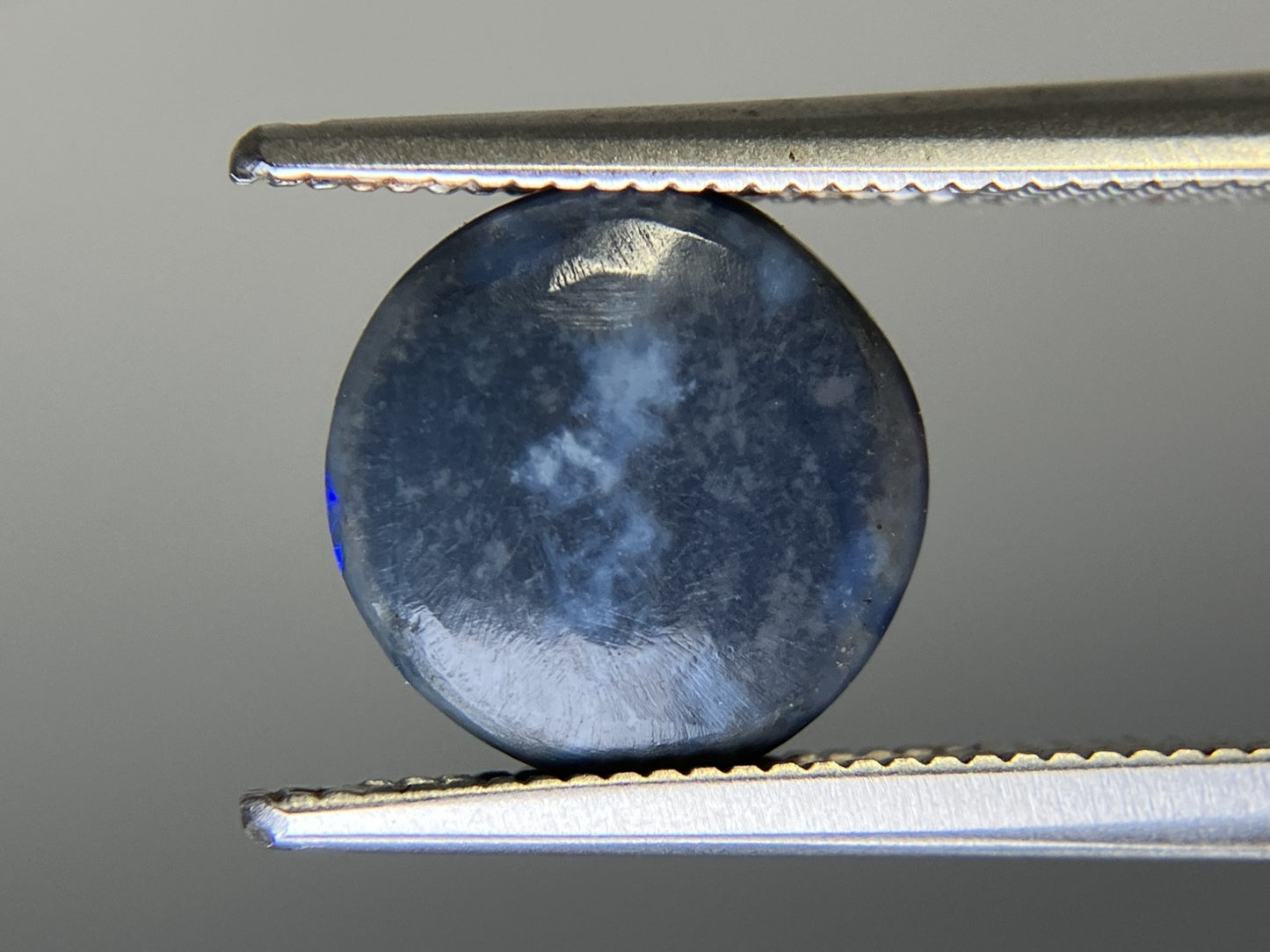 ブラックオパール  天然  1.418ct  中央宝石ソーティング付き  9.2㎜×9.0㎜×2.6㎜   天然 ルース（ 裸石 ） 5009YY