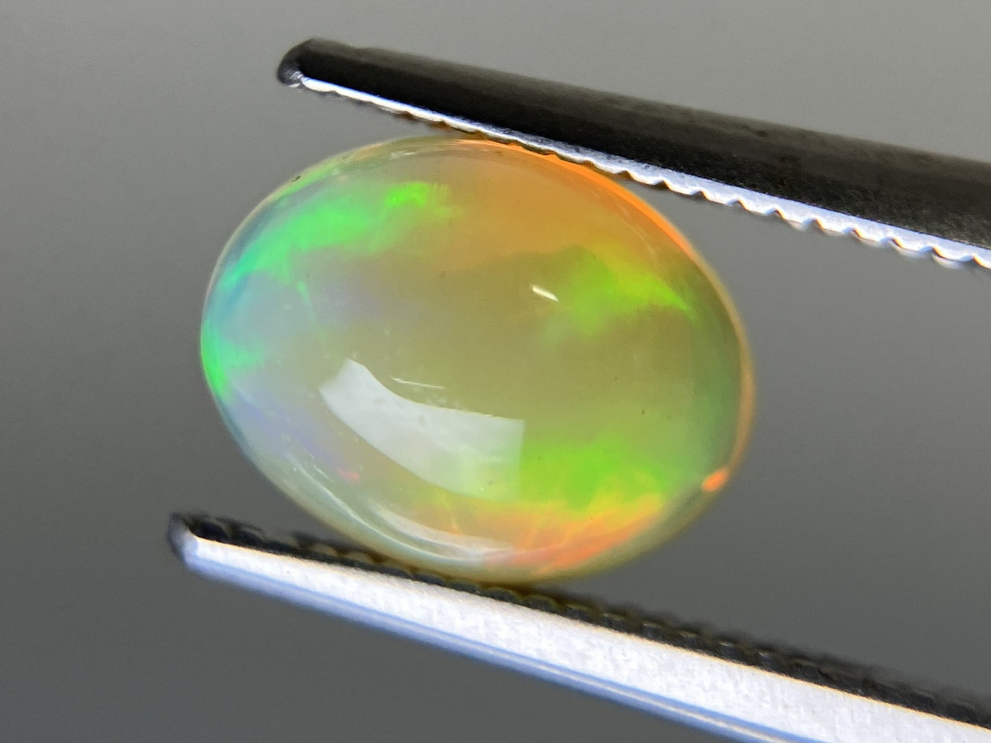 ファイアオパール 天然 1.445ct 宝石ソーティング付き 8.8㎜×6.9㎜×4.8㎜ ラッピング無料 ルース（ 裸石 ） 5175YY