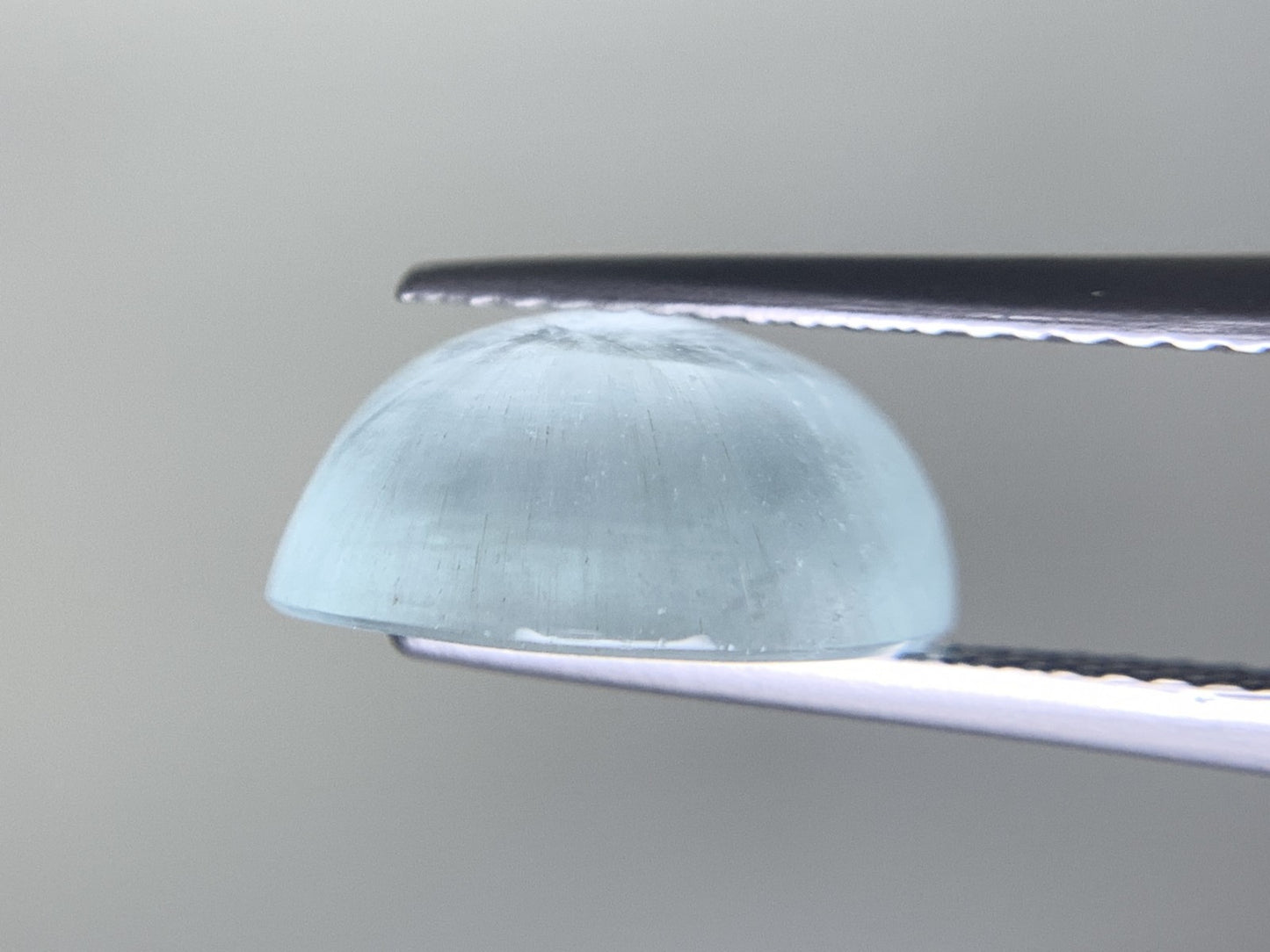 アクアマリン 天然 4.934ct 中央宝石ソーティング付き 11.9㎜×10.1㎜×5.6㎜ ルース（ 裸石 ） 8235Y