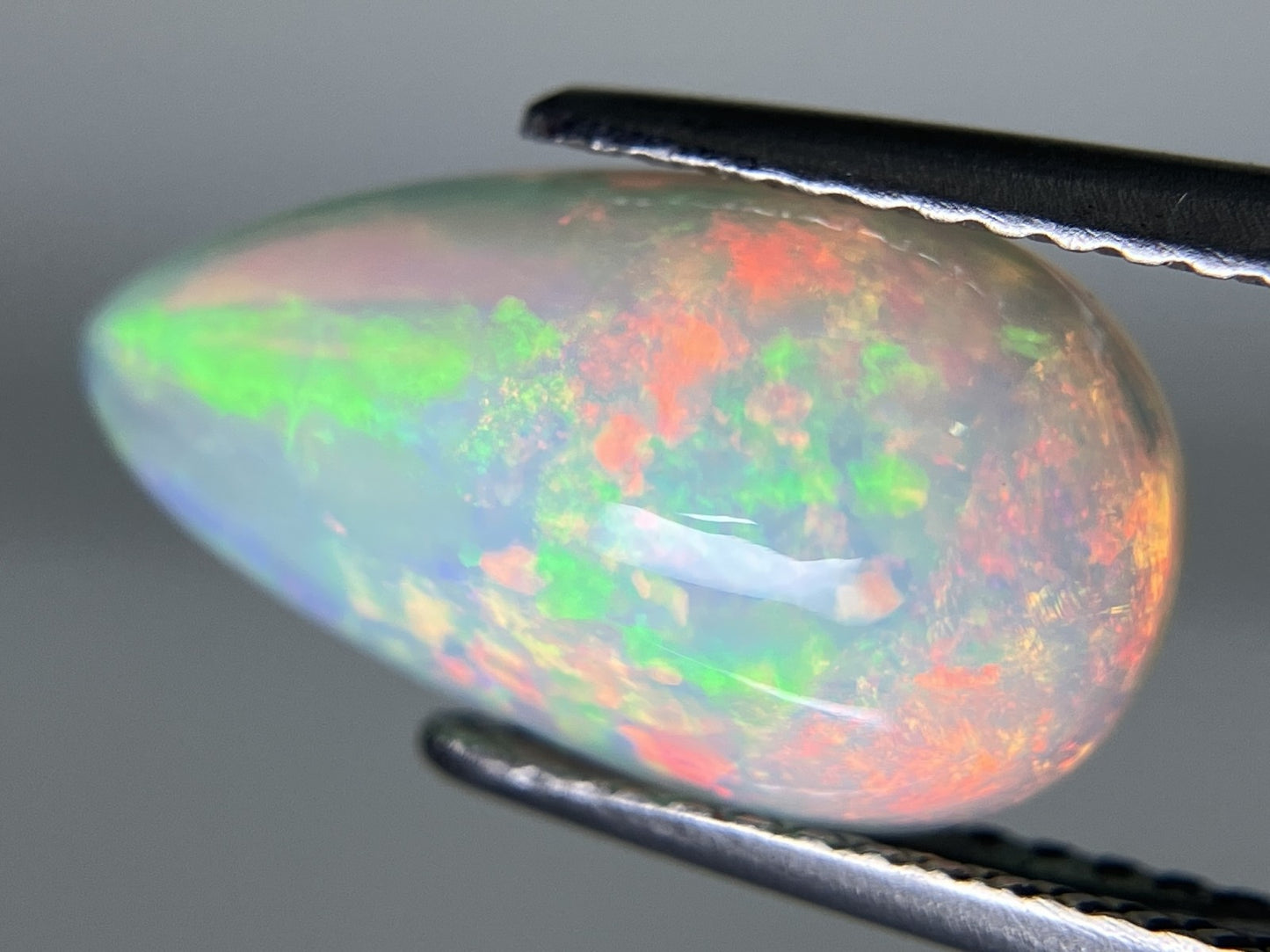 オパール 2.837ct 宝石ソーティング付き 15.4㎜×8.2㎜×4.9㎜ ルース（ 裸石 ） 3469YY