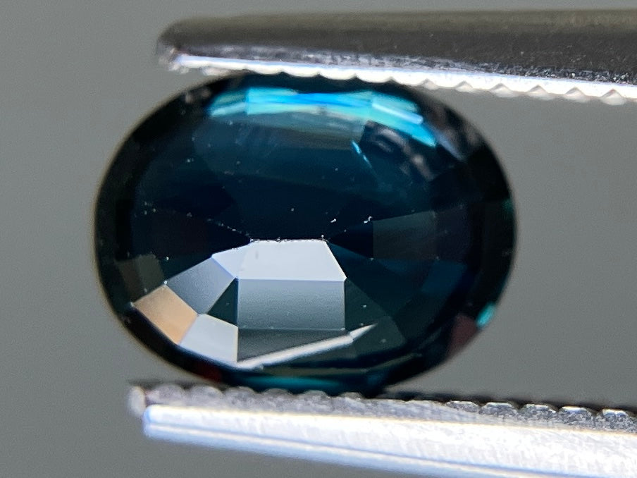 サファイア 天然 1.177ct 宝石ソーティング付き 6.7㎜×5.1㎜×3.3㎜ ルース（ 裸石 ） 8049YY