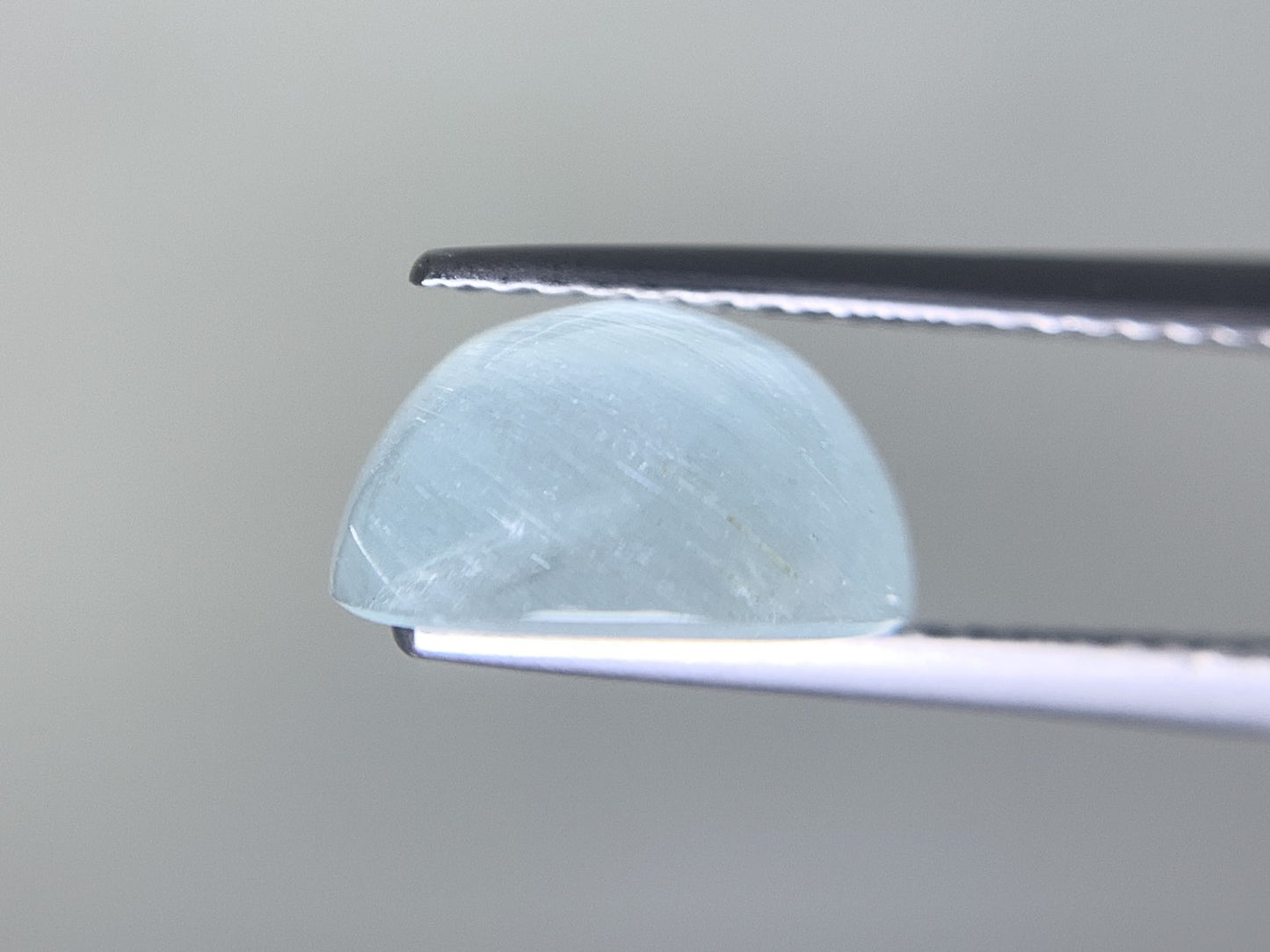 アクアマリン 天然 4.934ct 中央宝石ソーティング付き 11.9㎜×10.1㎜×5.6㎜ ルース（ 裸石 ） 8235Y