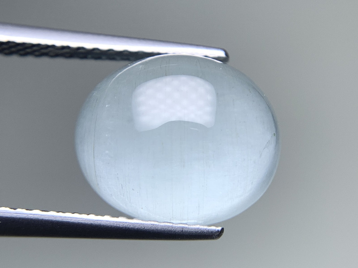 アクアマリン 天然 4.934ct 中央宝石ソーティング付き 11.9㎜×10.1㎜×5.6㎜ ルース（ 裸石 ） 8235Y
