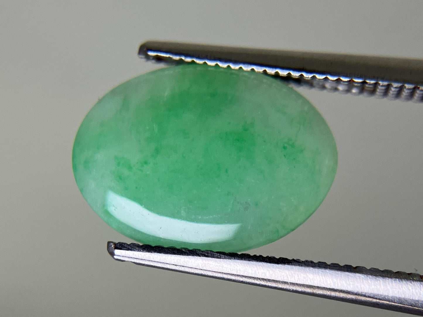 ヒスイ 翡翠 天然 3.055ct 宝石ソーティング付き 13.0㎜×9.6㎜×2.2㎜ 天然 ルース（ 裸石 ） 5030YY