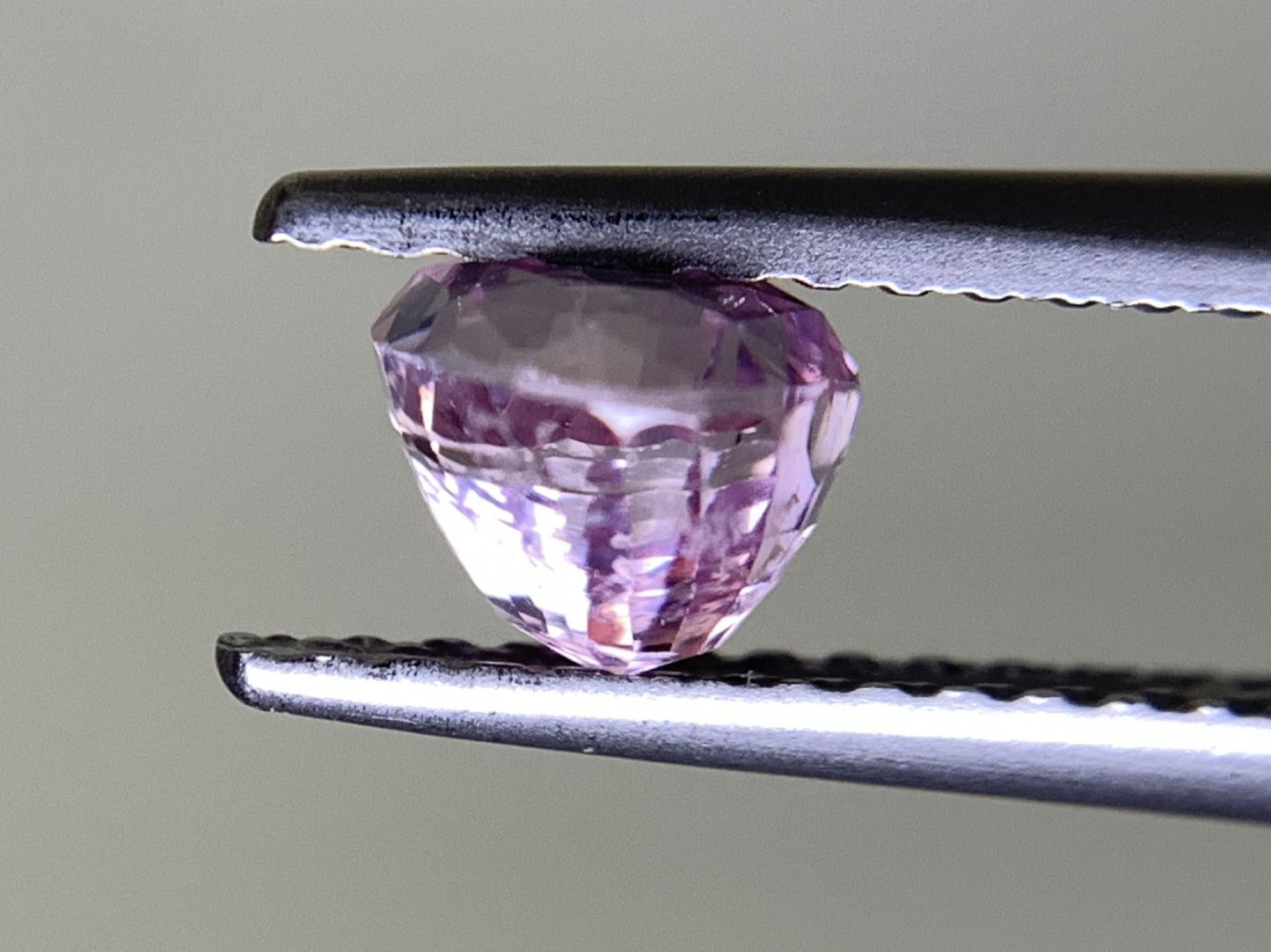 サファイア  1.160ct  中央宝石ソーティング付き  6.03㎜×4.99㎜×4.24㎜  ルース（ 裸石 ） 3211Y