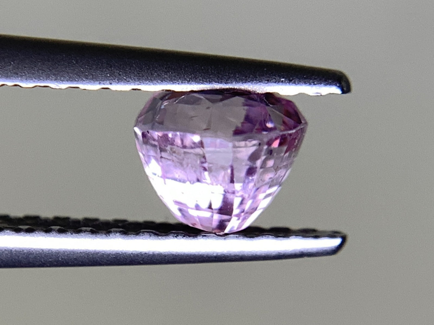 サファイア  1.160ct  中央宝石ソーティング付き  6.03㎜×4.99㎜×4.24㎜  ルース（ 裸石 ） 3211Y