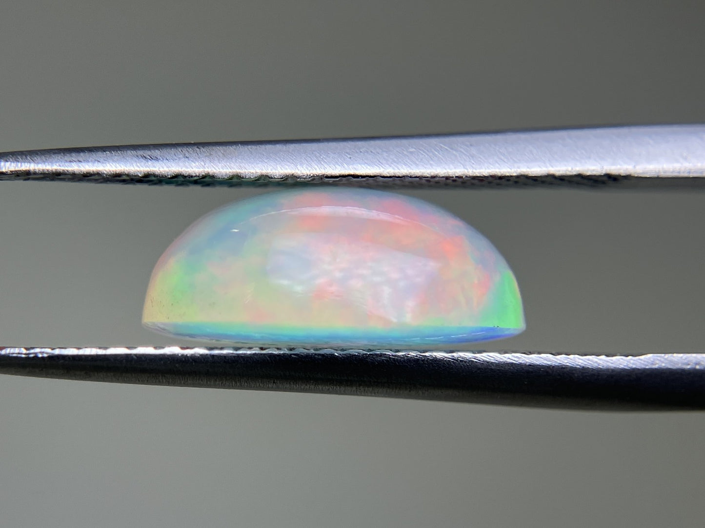 オパール 2.472ct 宝石ソーティング付き 7.9㎜×12.0㎜×5.1㎜ ルース（ 裸石 ） 3498YY