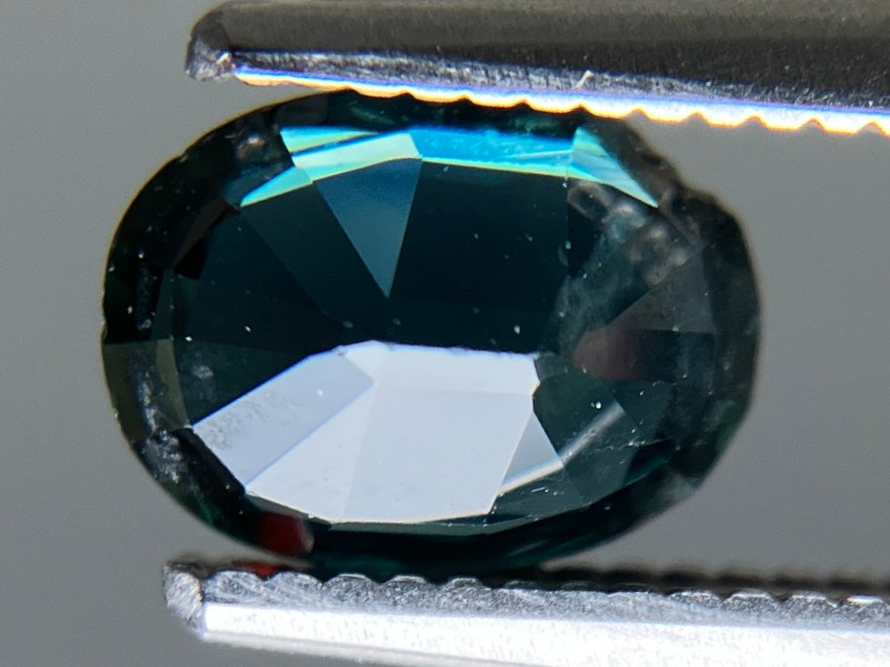 サファイア 天然 1.101ct 宝石ソーティング付き 6.9㎜×5.2㎜×3.1㎜ ルース（ 裸石 ） 8047YY