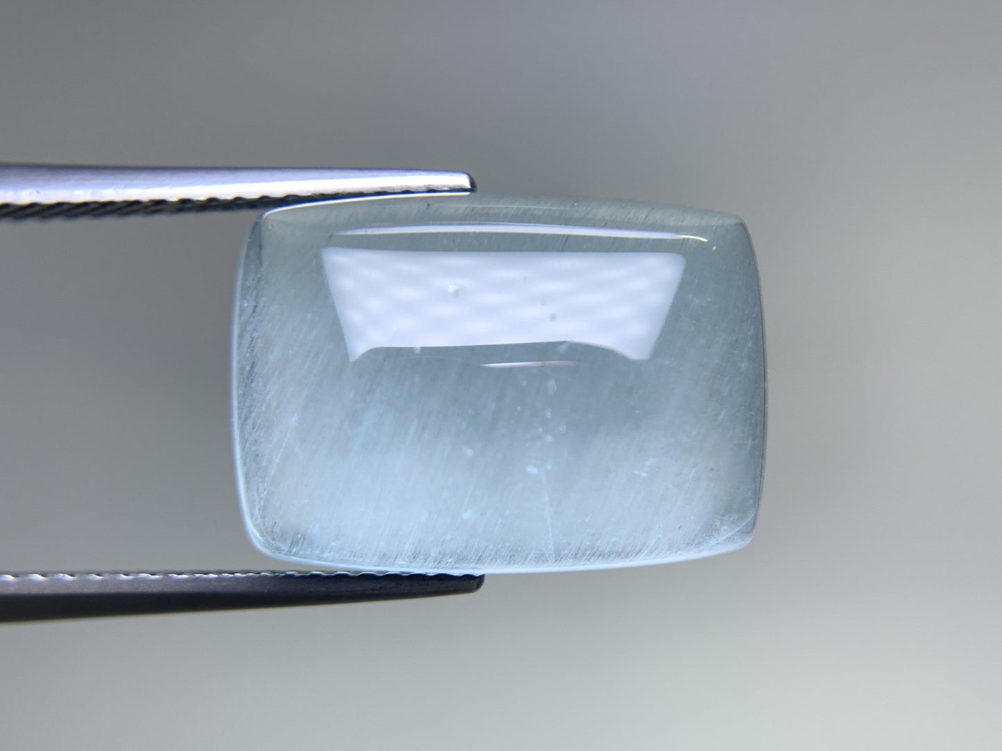 アクアマリン 天然 12.944ct 中央宝石ソーティング付き 18.2㎜×13.0㎜×5.8㎜ ルース（ 裸石 ） 8239Y