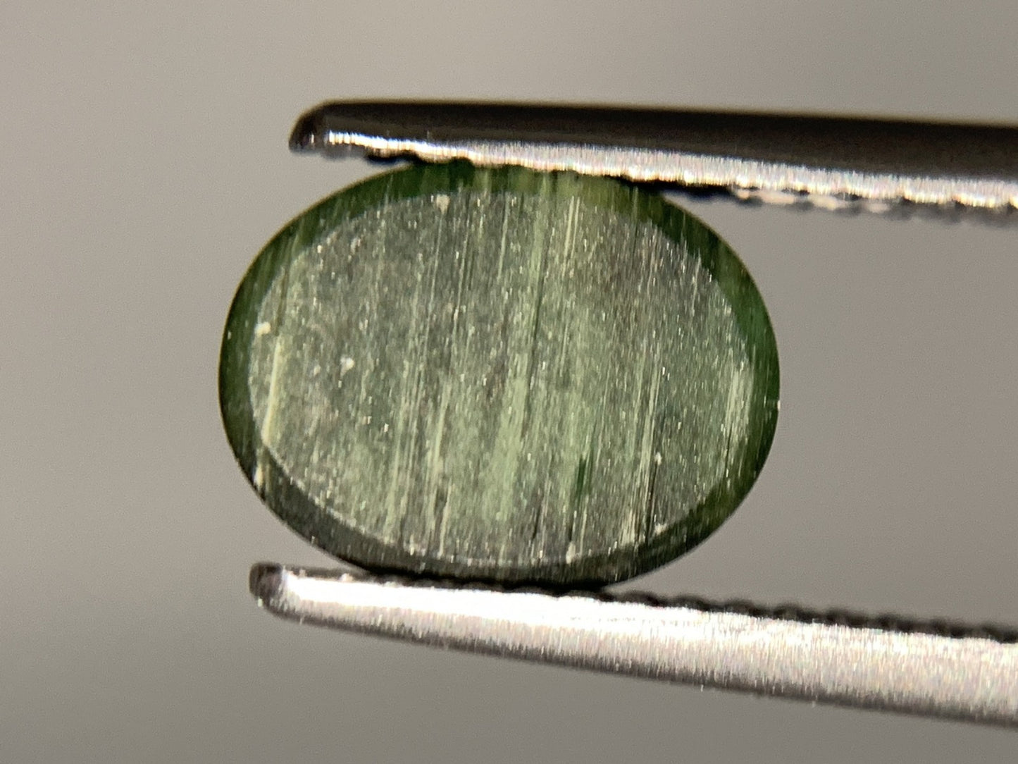 トルマリンキャッツアイ 2.802ct 宝石ソーティング付き  9.1㎜×7.1㎜×4.9㎜  ルース（ 裸石 ） 2598Y