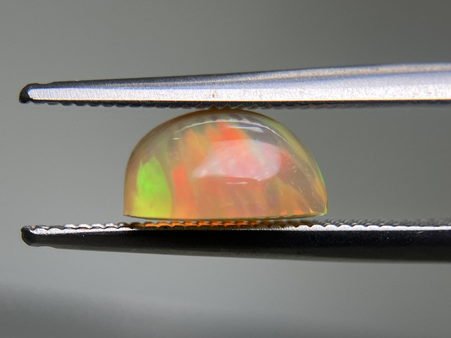 オパール 2.065ct 宝石ソーティング付き 9.0㎜×9.1㎜×5.0㎜ ルース（ 裸石 ） 3500YY