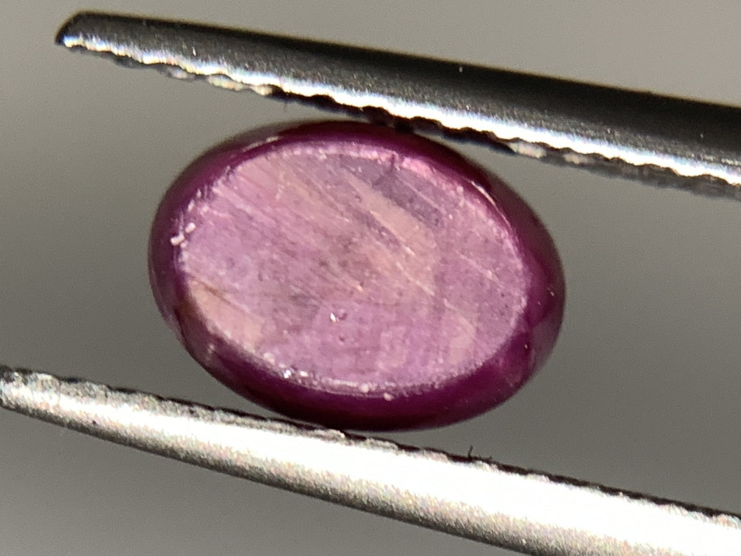 スタールビー 1.727ct 宝石ソーティング付き  6.7㎜×5.0㎜×4.4㎜  ルース（ 裸石 ） 2632Y