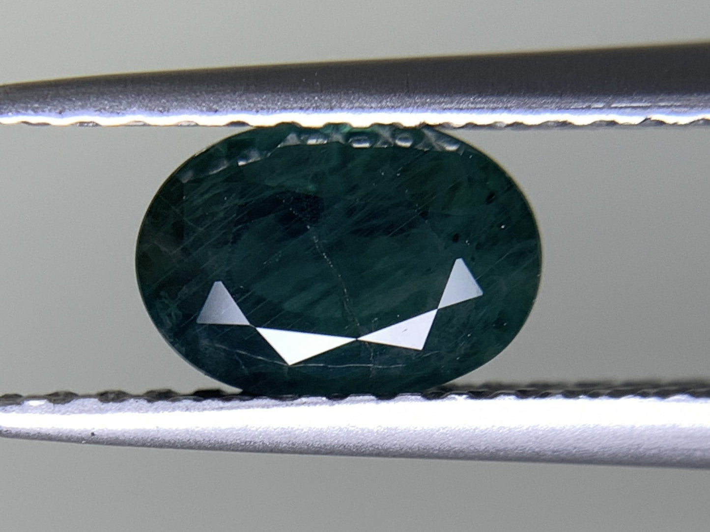 サファイア 1.148ct  宝石ソーティング付き  7.1㎜×5.1㎜×3.5㎜  ルース（ 裸石 ） 4675Y