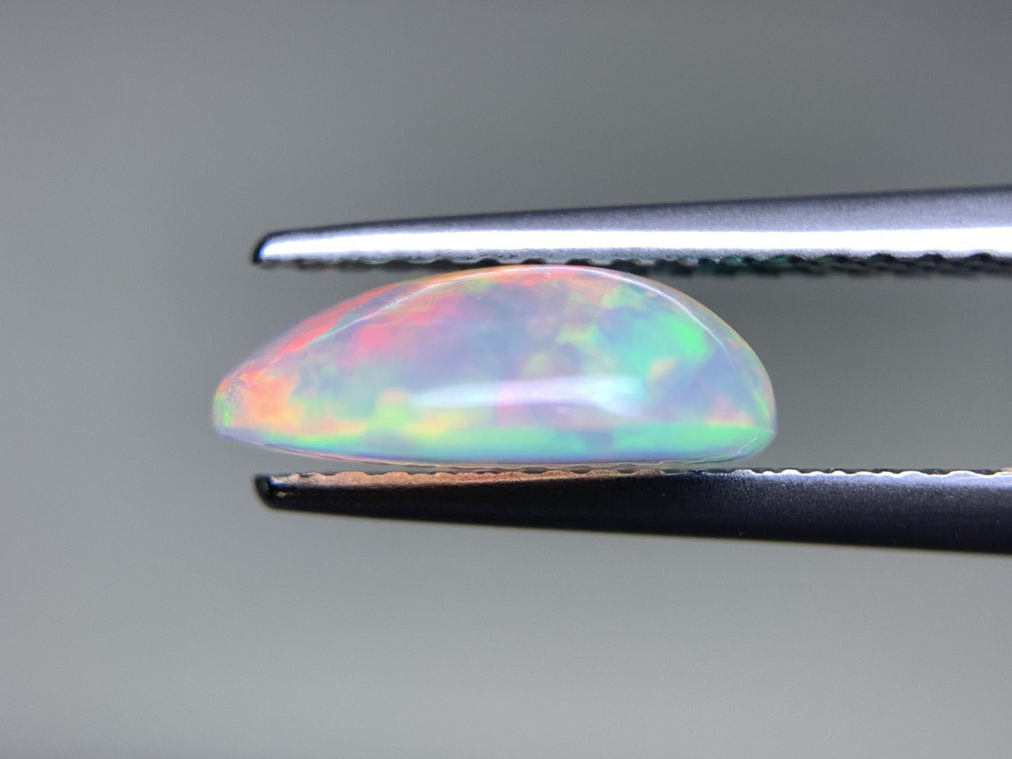 オパール 1.658ct 宝石ソーティング付き  10.6㎜×8.5㎜×3.8㎜  ルース（ 裸石 ） 3024Y