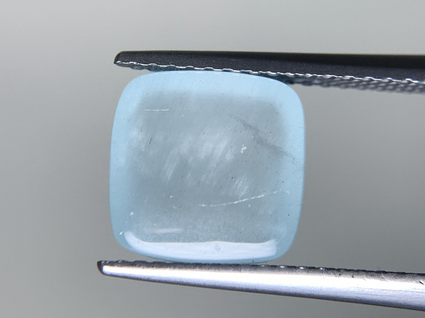 アクアマリン 天然 3.691ct 中央宝石ソーティング付き 9.0㎜×8.9㎜×5.1㎜ ルース（ 裸石 ） 8234Y